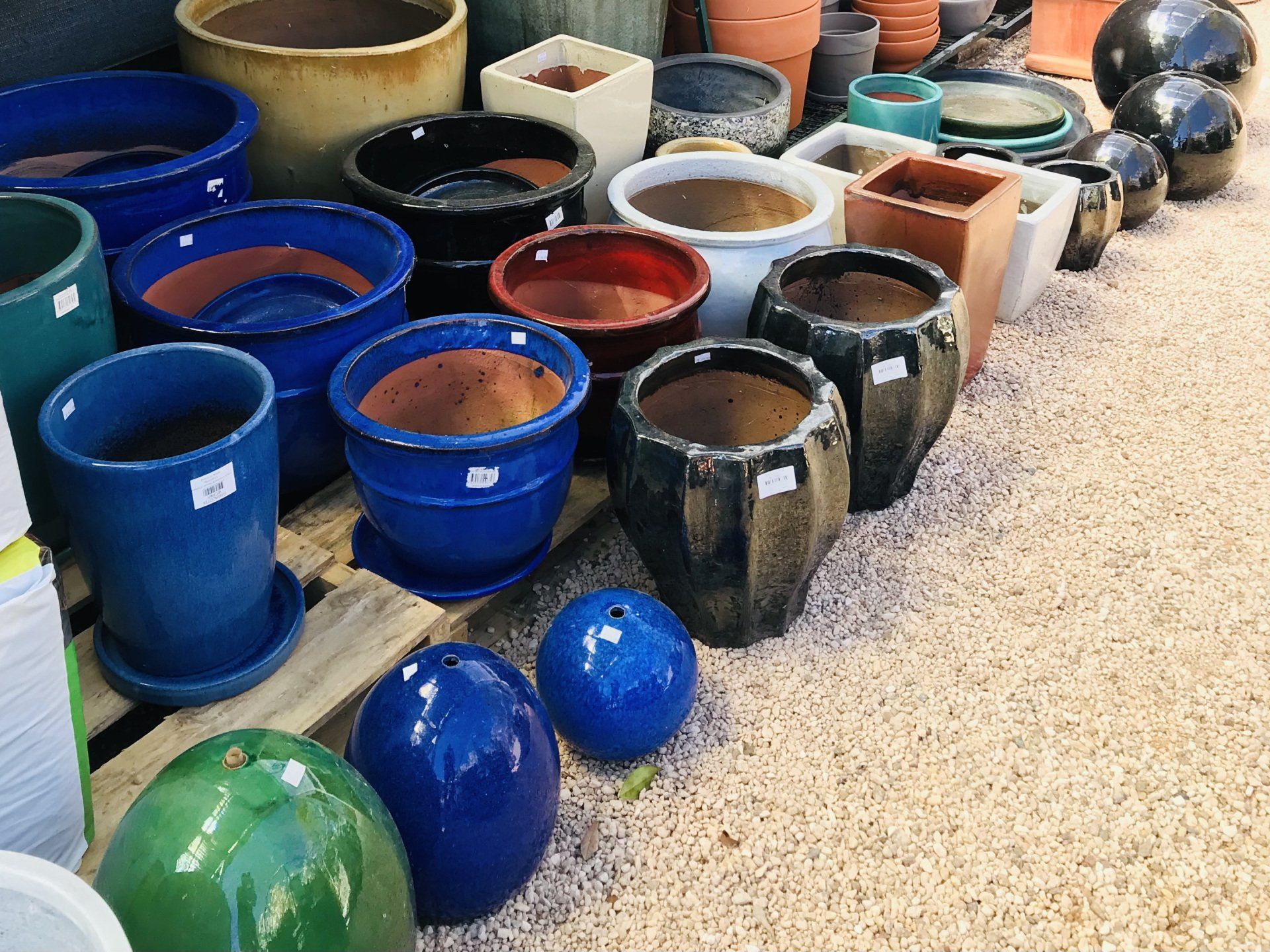 Pots, Urns and Plinths