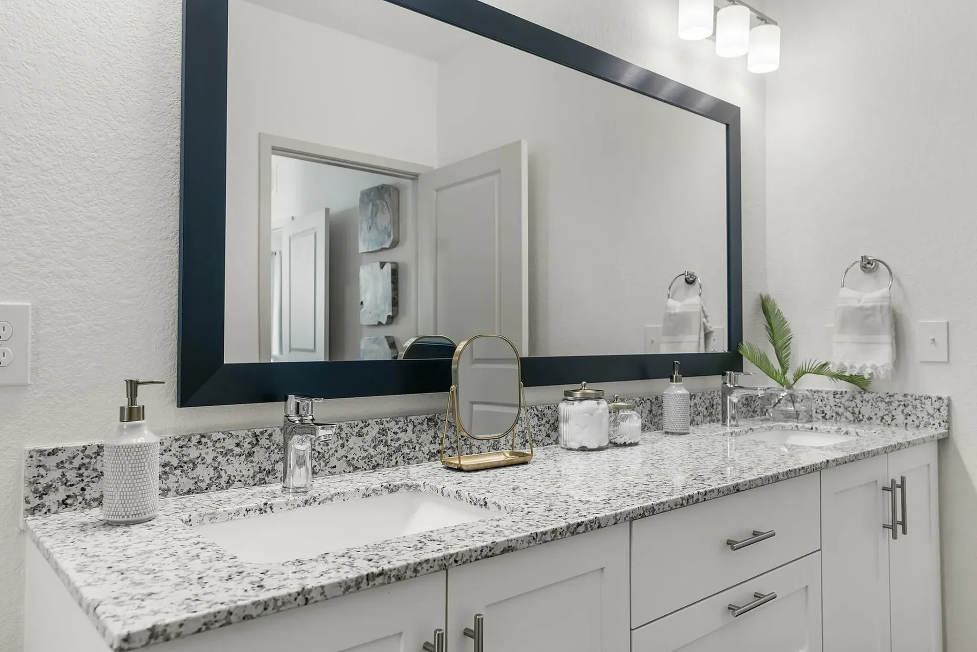 Experience luxury with this elegantly designed bathroom vanity, perfect for modern living.