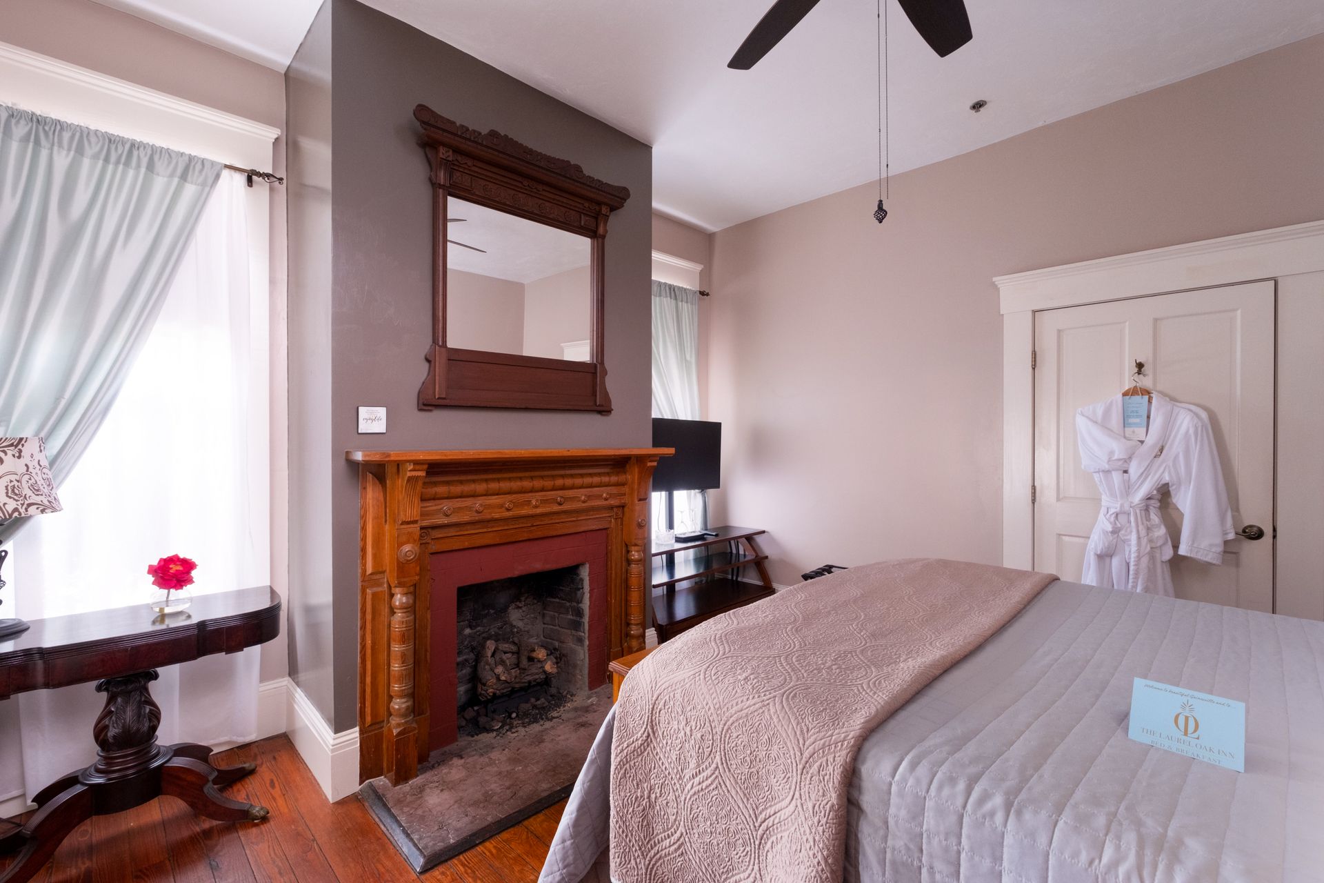 Savannah Suite at Laurel Oak Inn