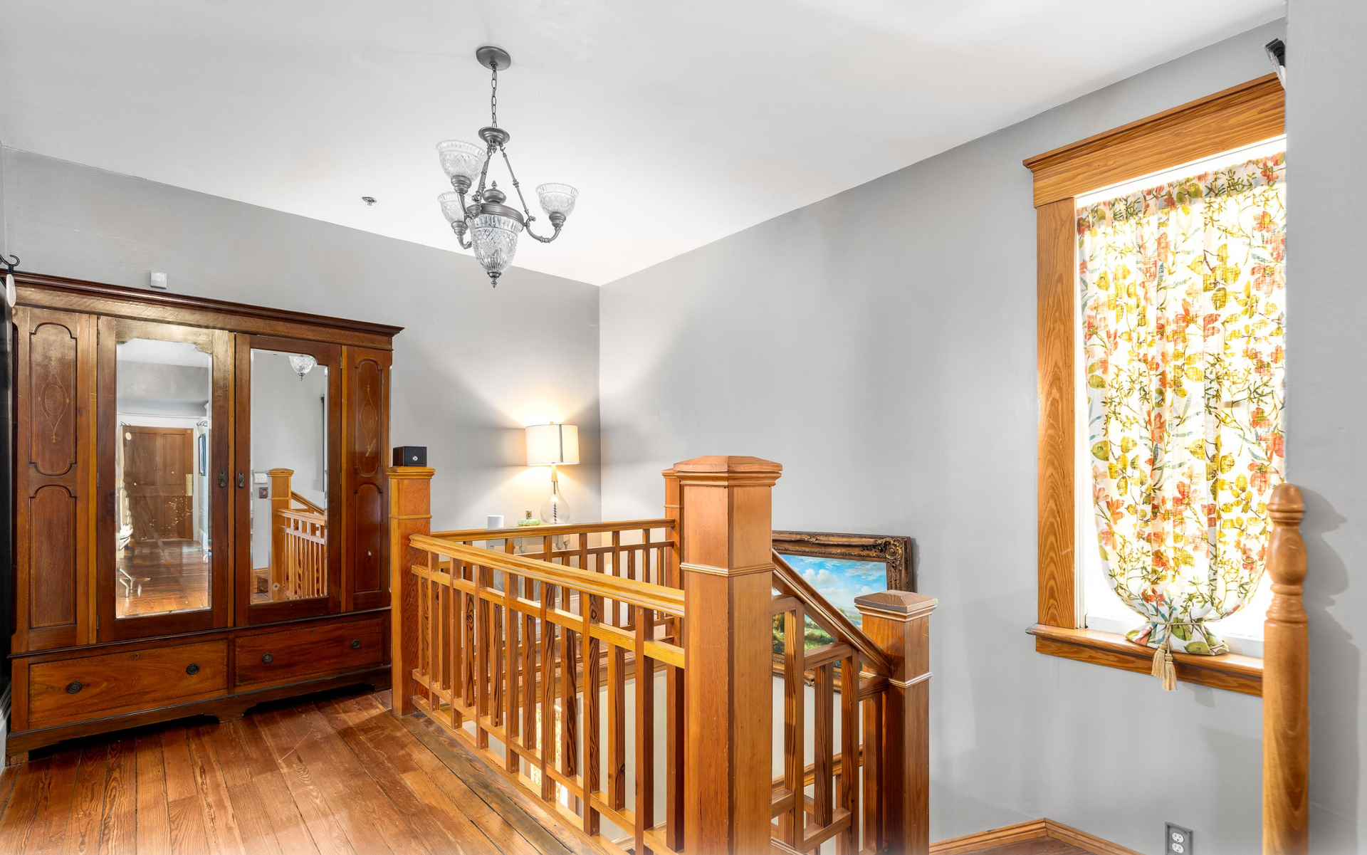 Upper stairwell
