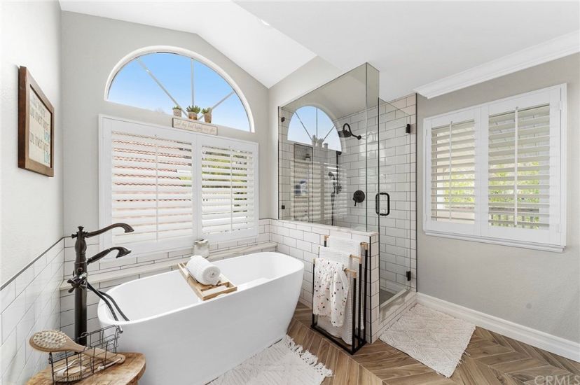 Image of bathroom completed by EDW Construction