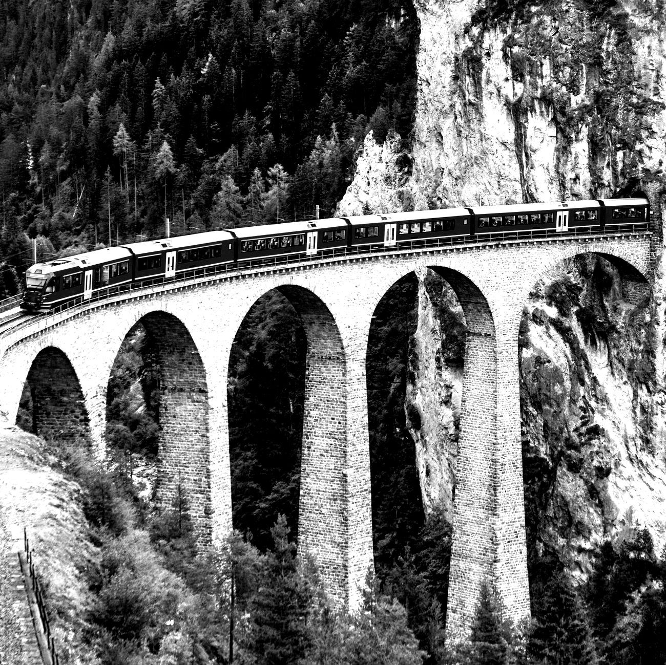 Foto des Landwasser-Viadukts für die Seite Webdesign Bündnerland