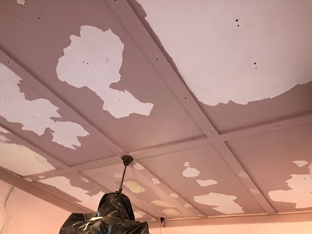 A Ceiling With A Lot Of White Paint On It — L & S Wirth Painting in Dubbo, NSW