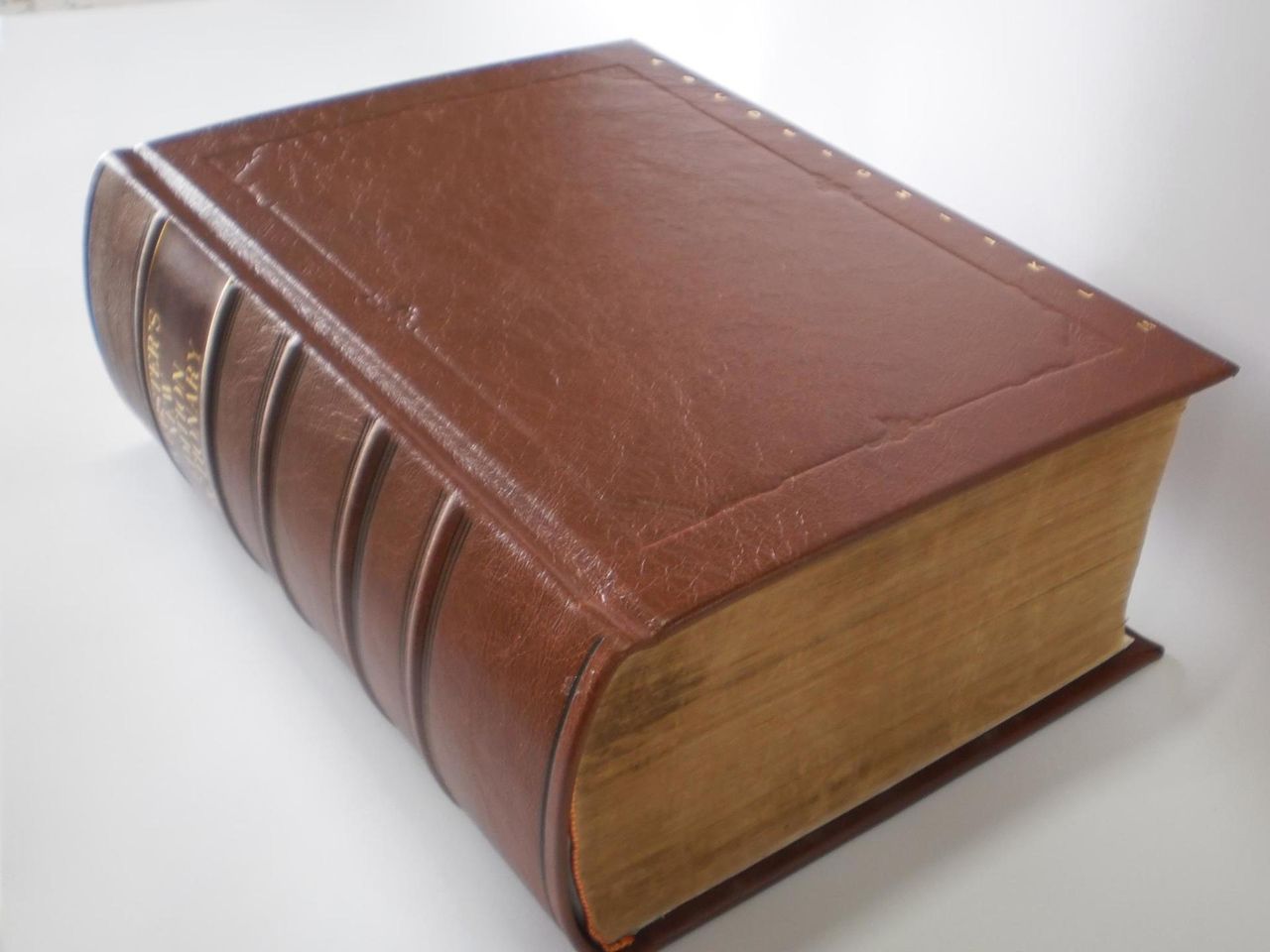 Old Brown Book — Salisbury, QLD — Books & Boxes