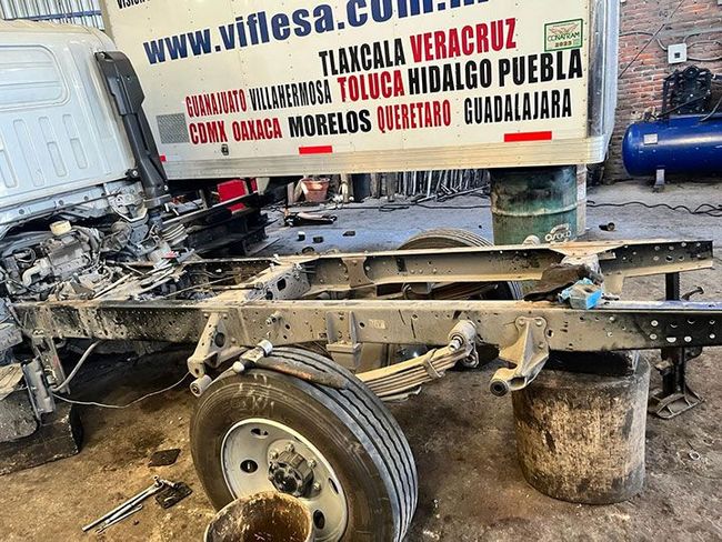 CENTRAL DE MUELLES KM 7.5 - ACORAZAR CHASIS Y RECORRER DIFERENCIAL DE ISUZU