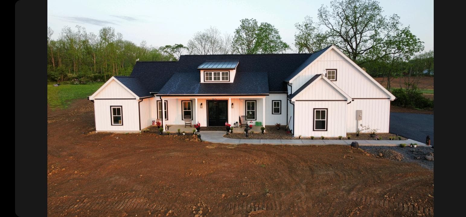 Engineer Explain The Home Plans To Their Client - Tyrone, PA - Fry’s Construction Engineer Explain The Home Plans To Their Client - Tyrone, PA - Fry’s Construction