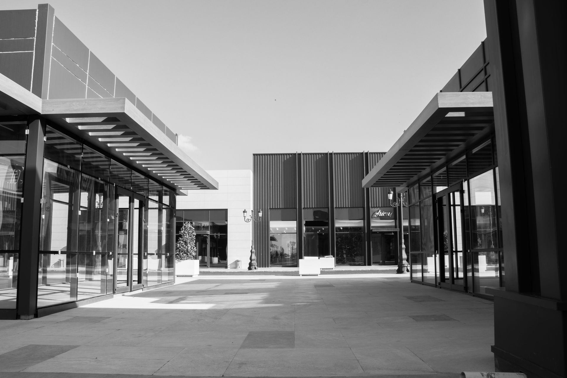 Commercial roofing systems in the Midwest