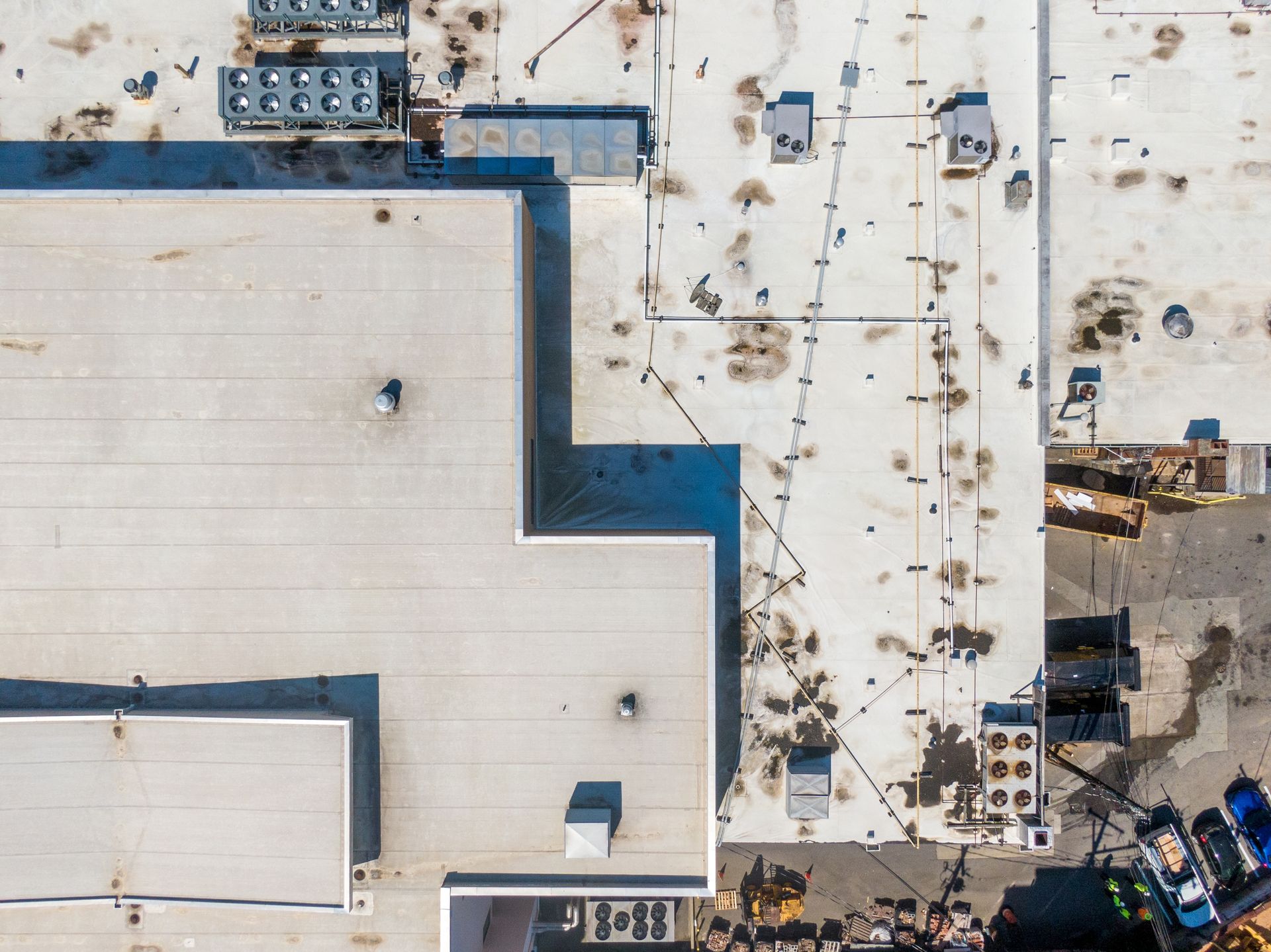 Commercial roofing services in the Midwest