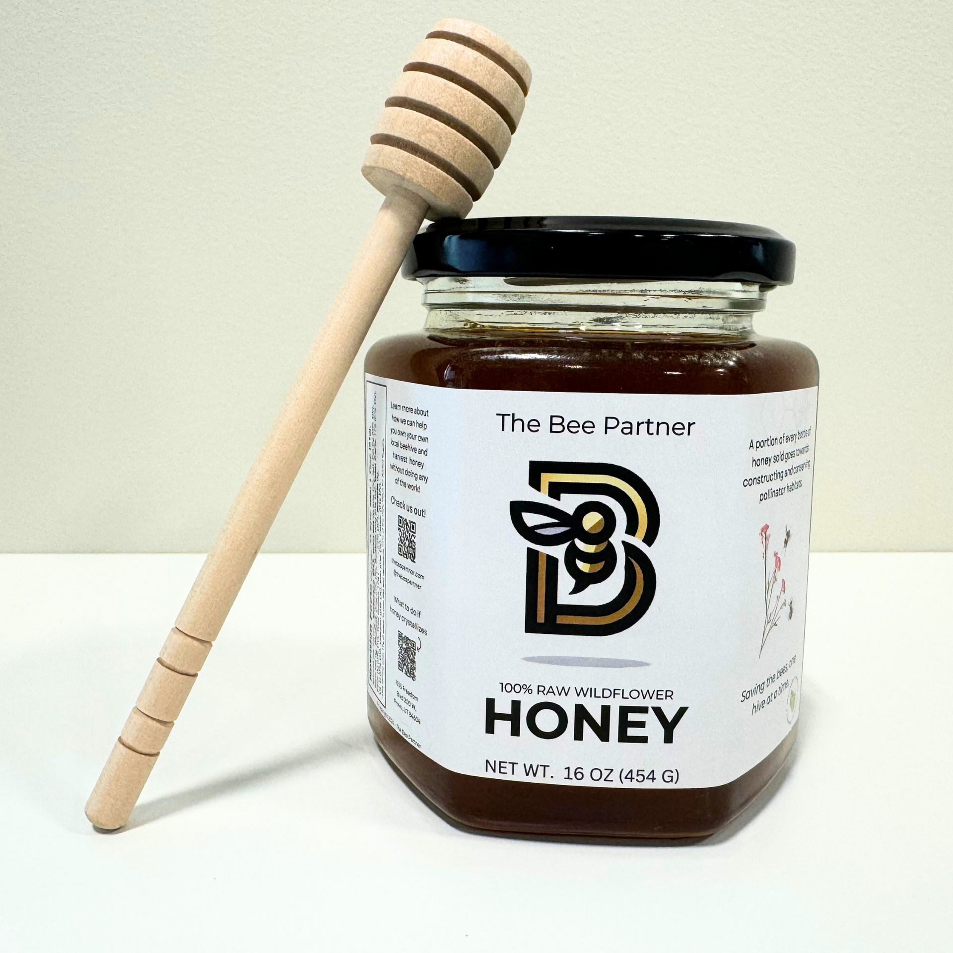 The Bee Partner Raw Honey w/ Honeystick