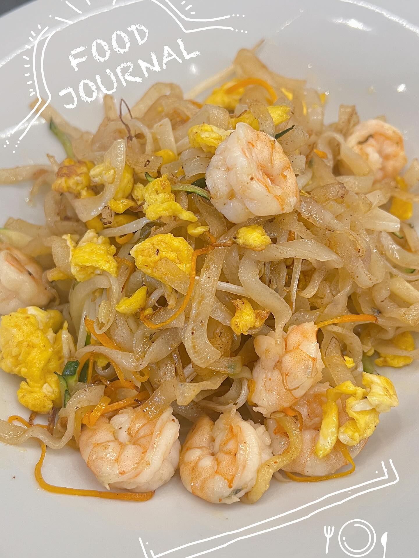 Noodles con gamberi e verdure