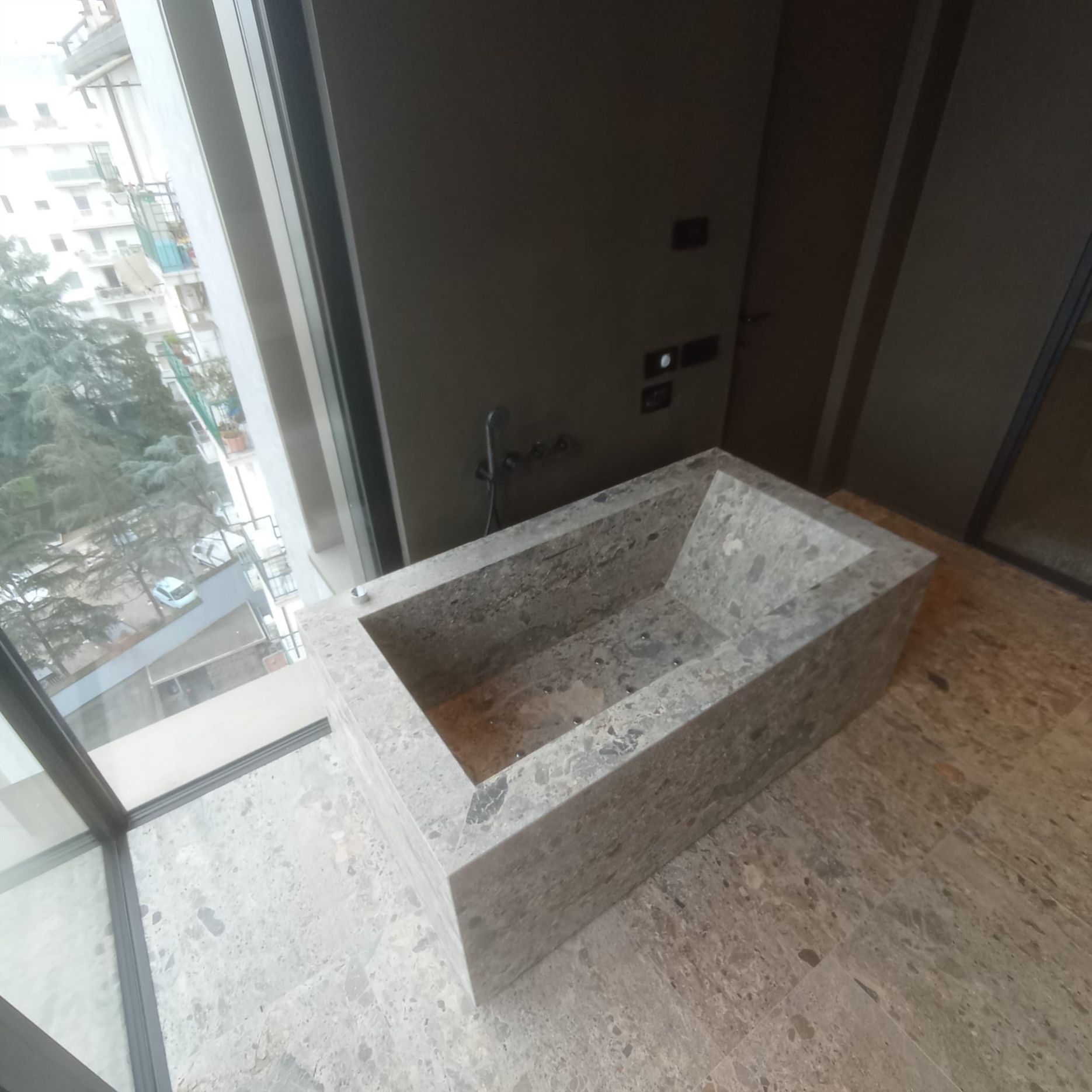 vasca su misura a Milano