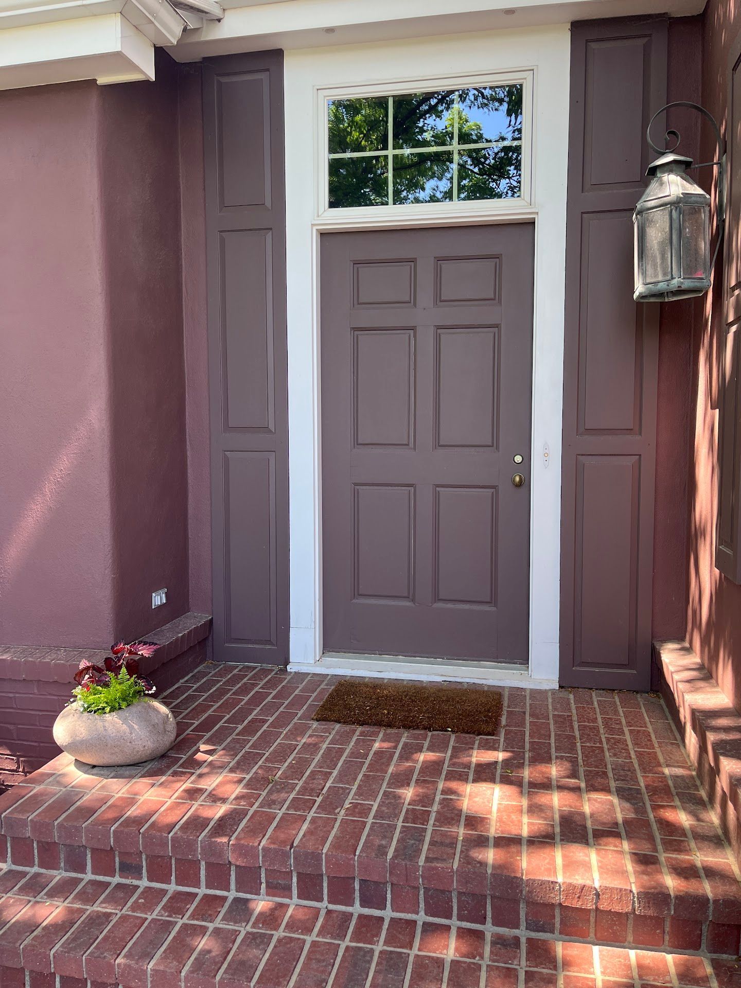 Exterior, Alysheba Luxury Bathroom