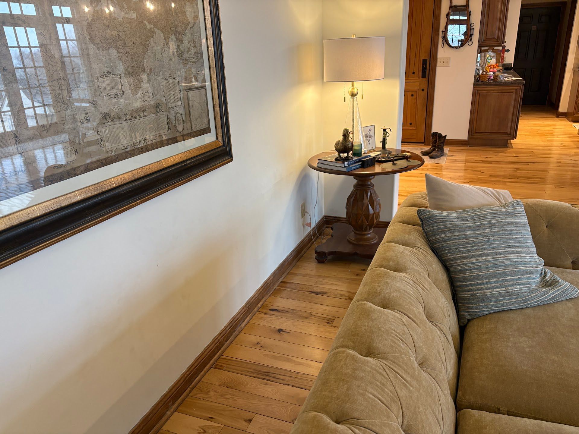 Living room, Apples Way Remodel