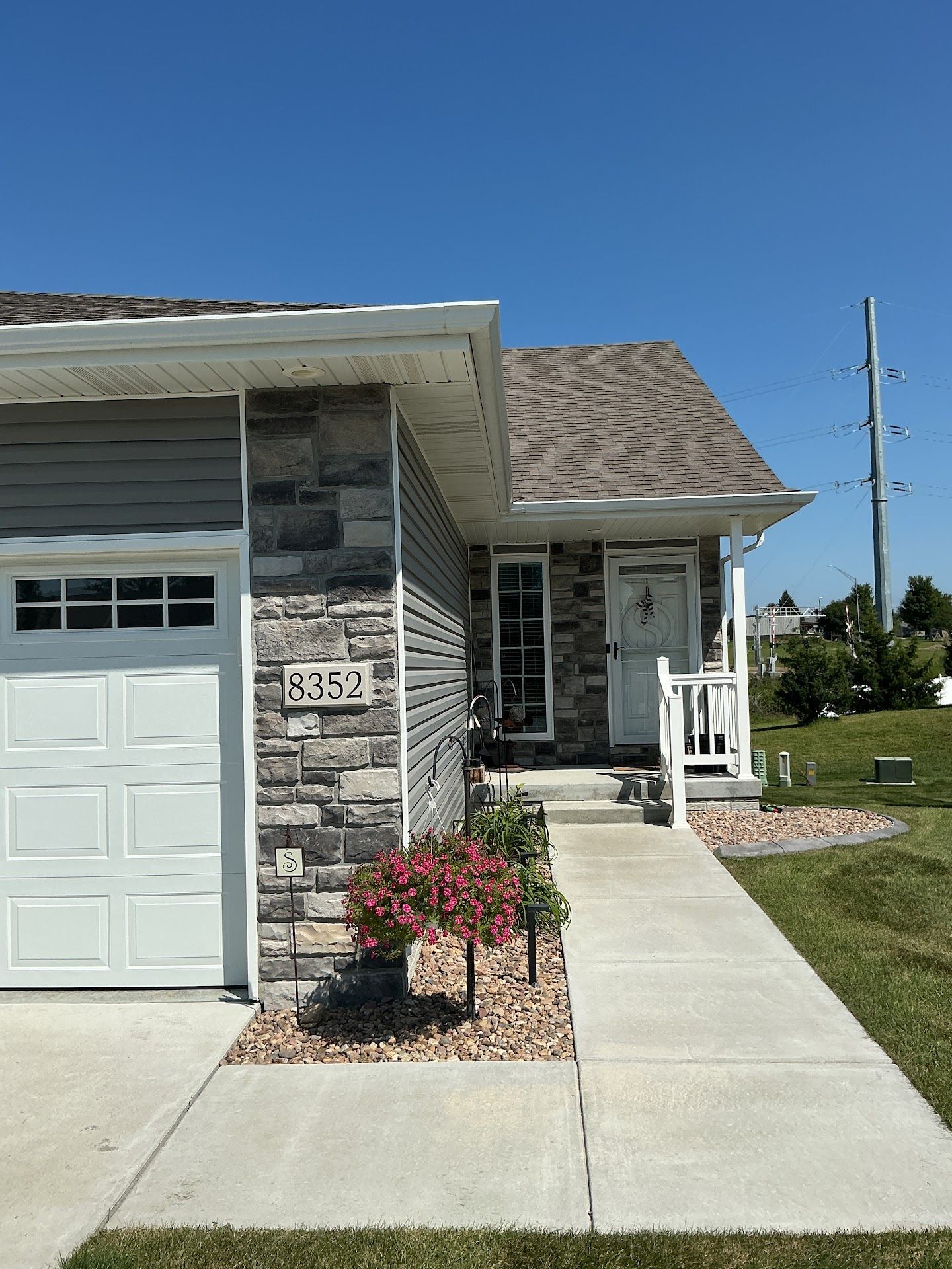 Exterior, Broken Ridge Drive Basement Finish