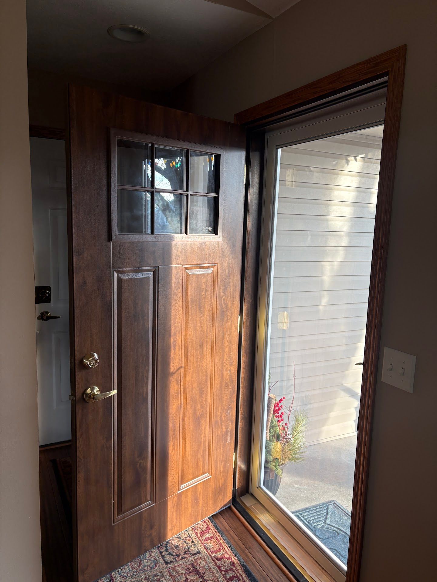 Entryway, Elizabeth Drive Deck