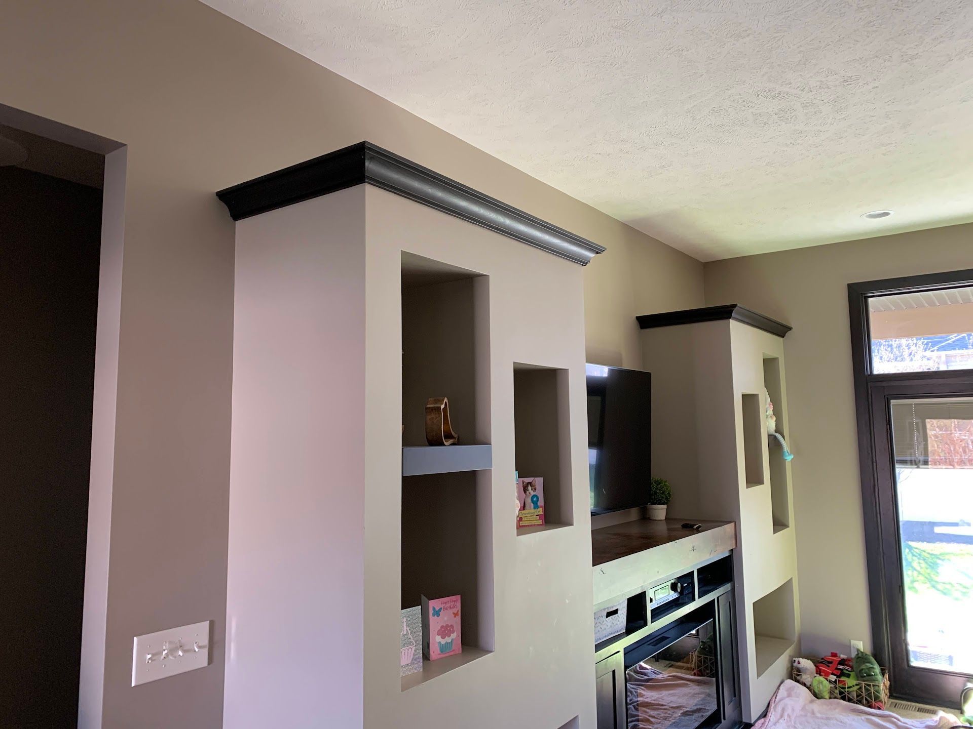 Living room, Exbury Court Kitchen Remodel