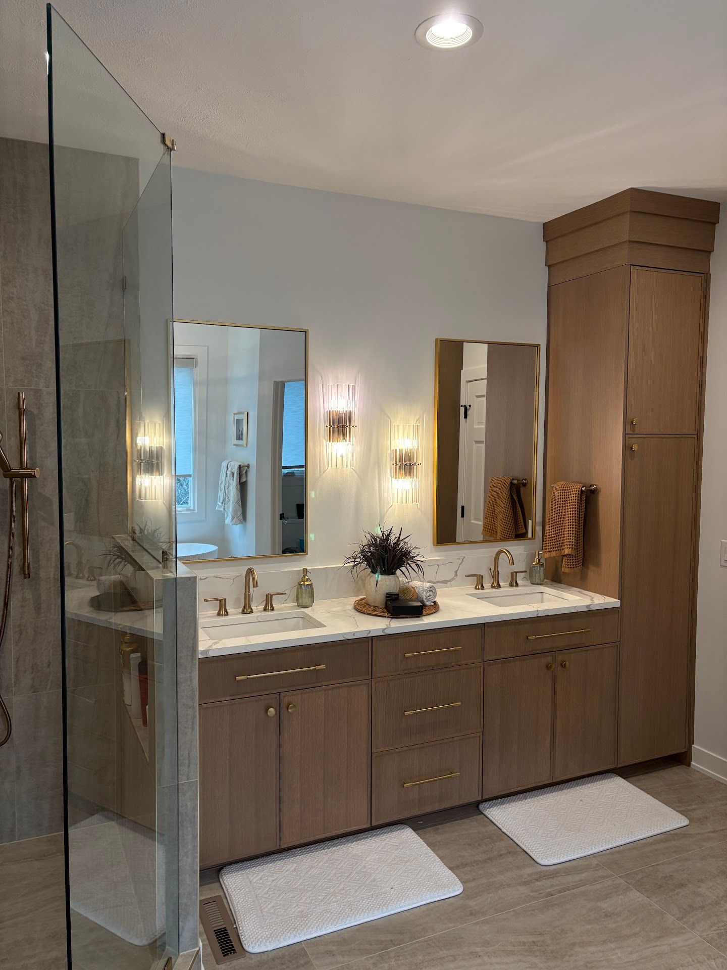 King's Court Luxury Bathroom