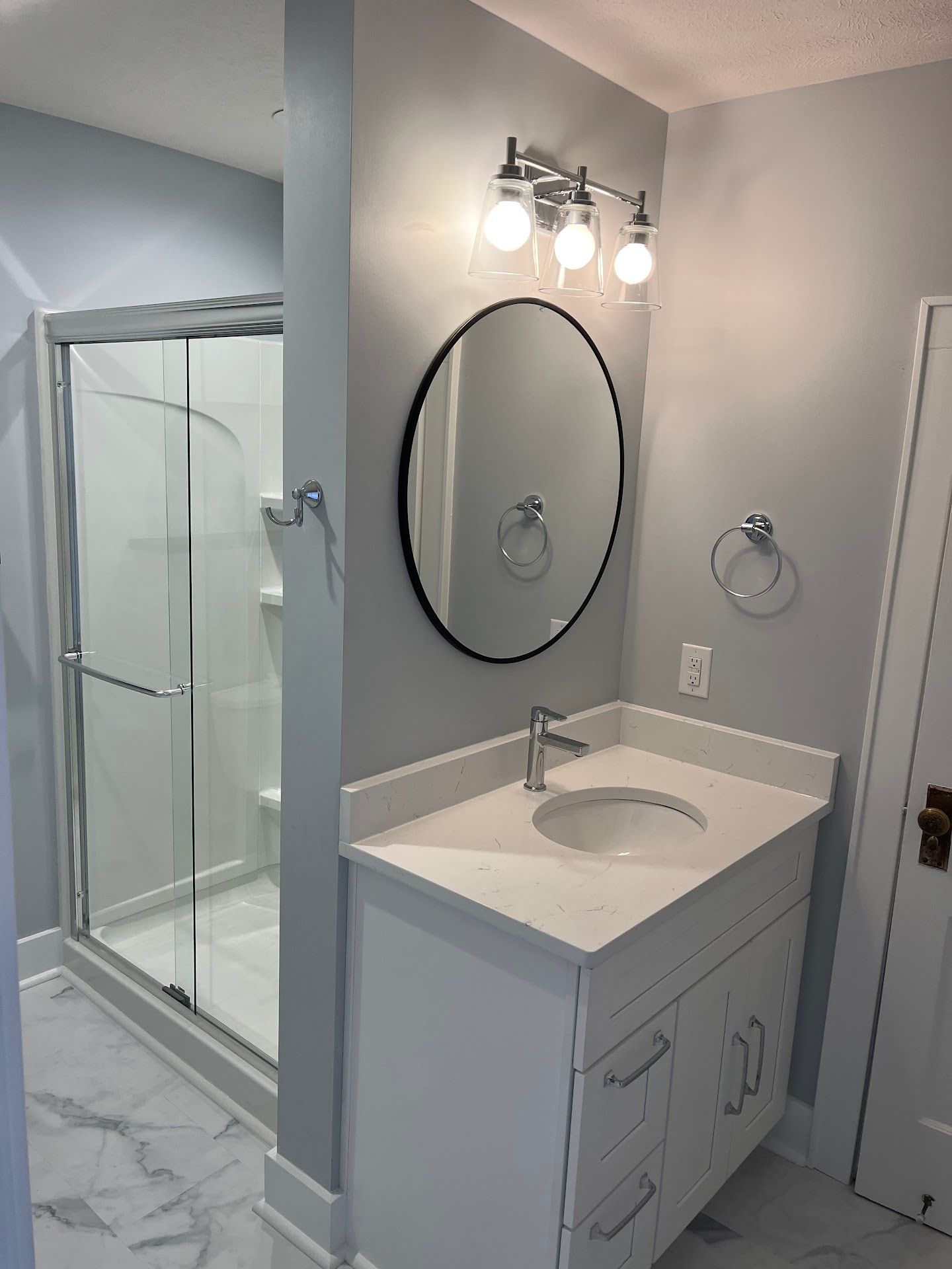 Bathroom, Leighton Avenue Remodel