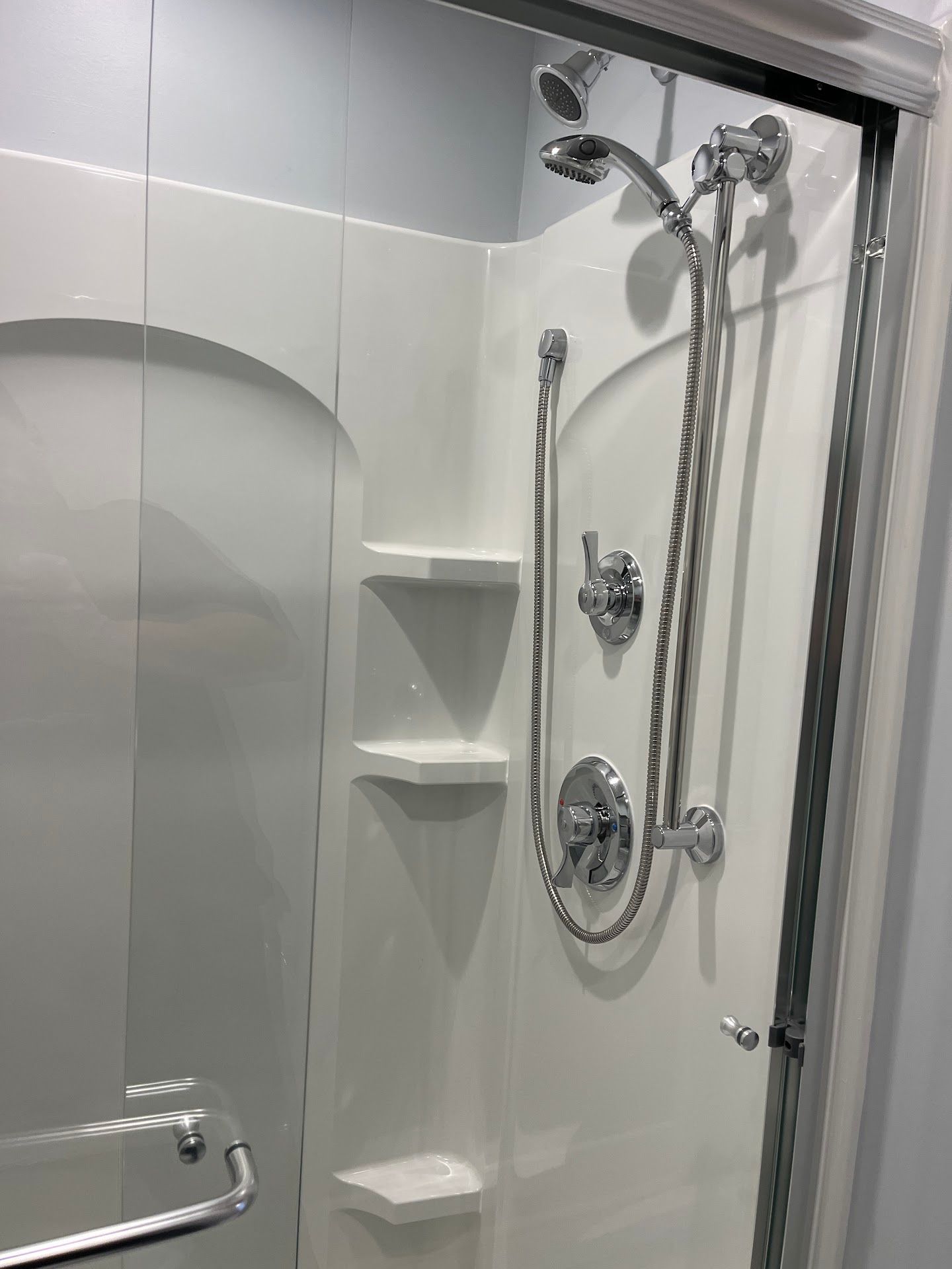 Bathroom, Leighton Avenue Remodel
