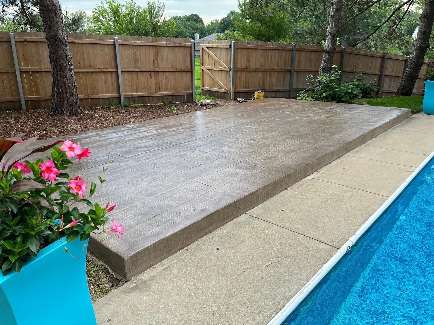 Deck, Lincoln Garden Shed