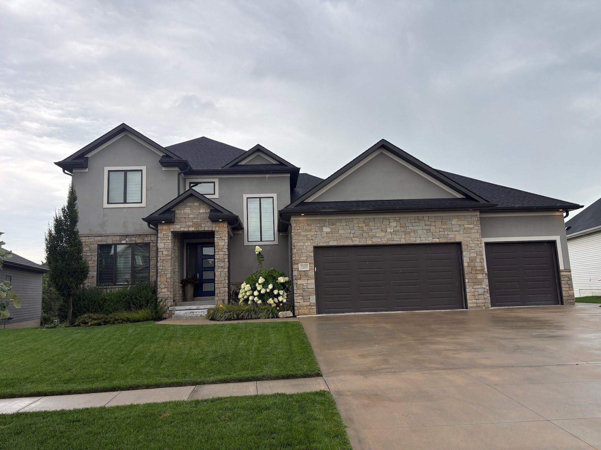 Exterior, Lincoln Remodel