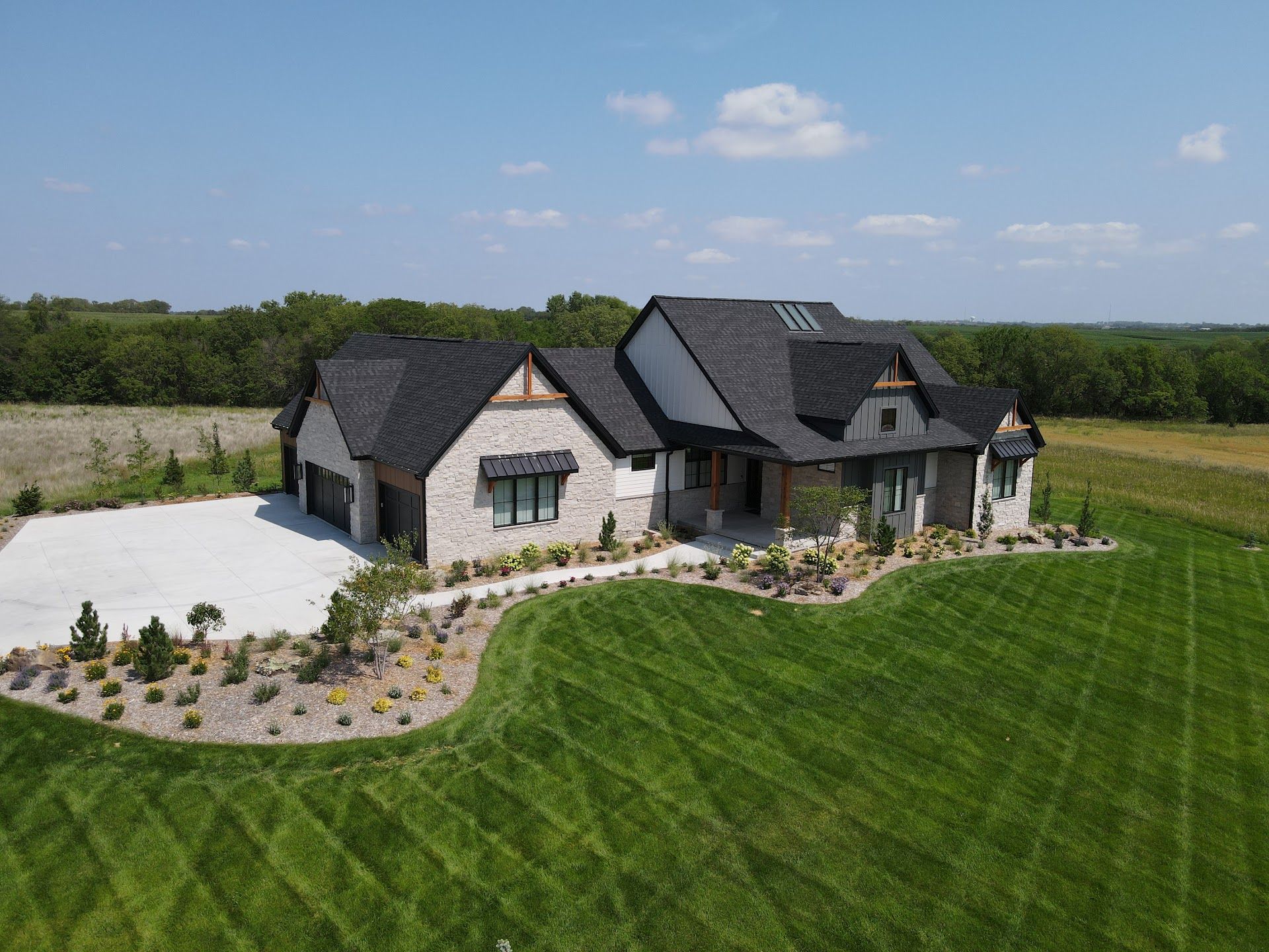Exterior, Prairie Flower Custom Acreage