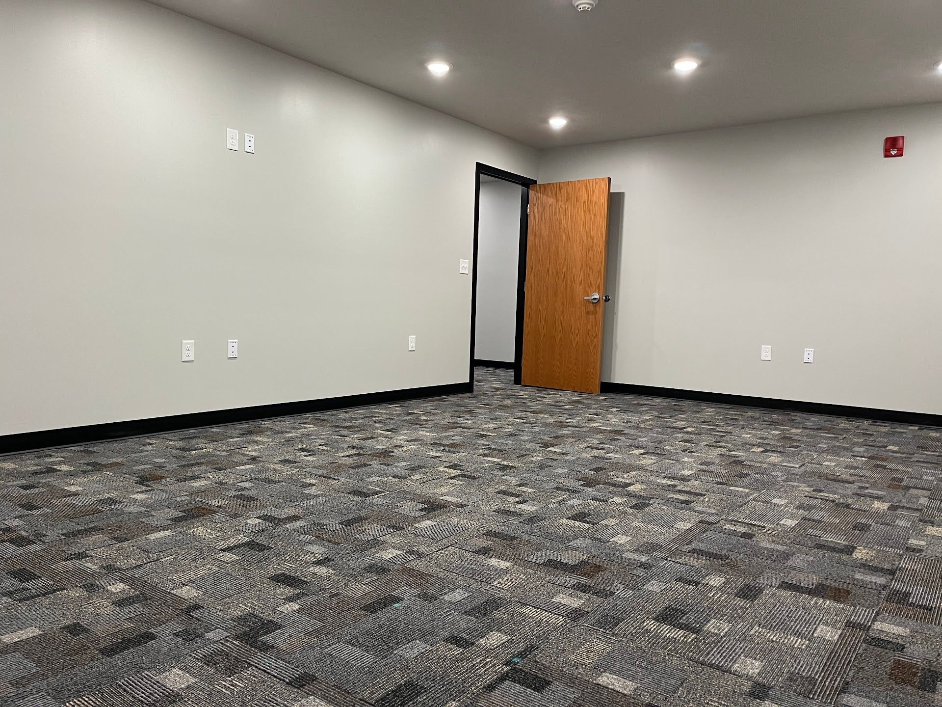 Interior, Seward County Sheriff's Office, Milford