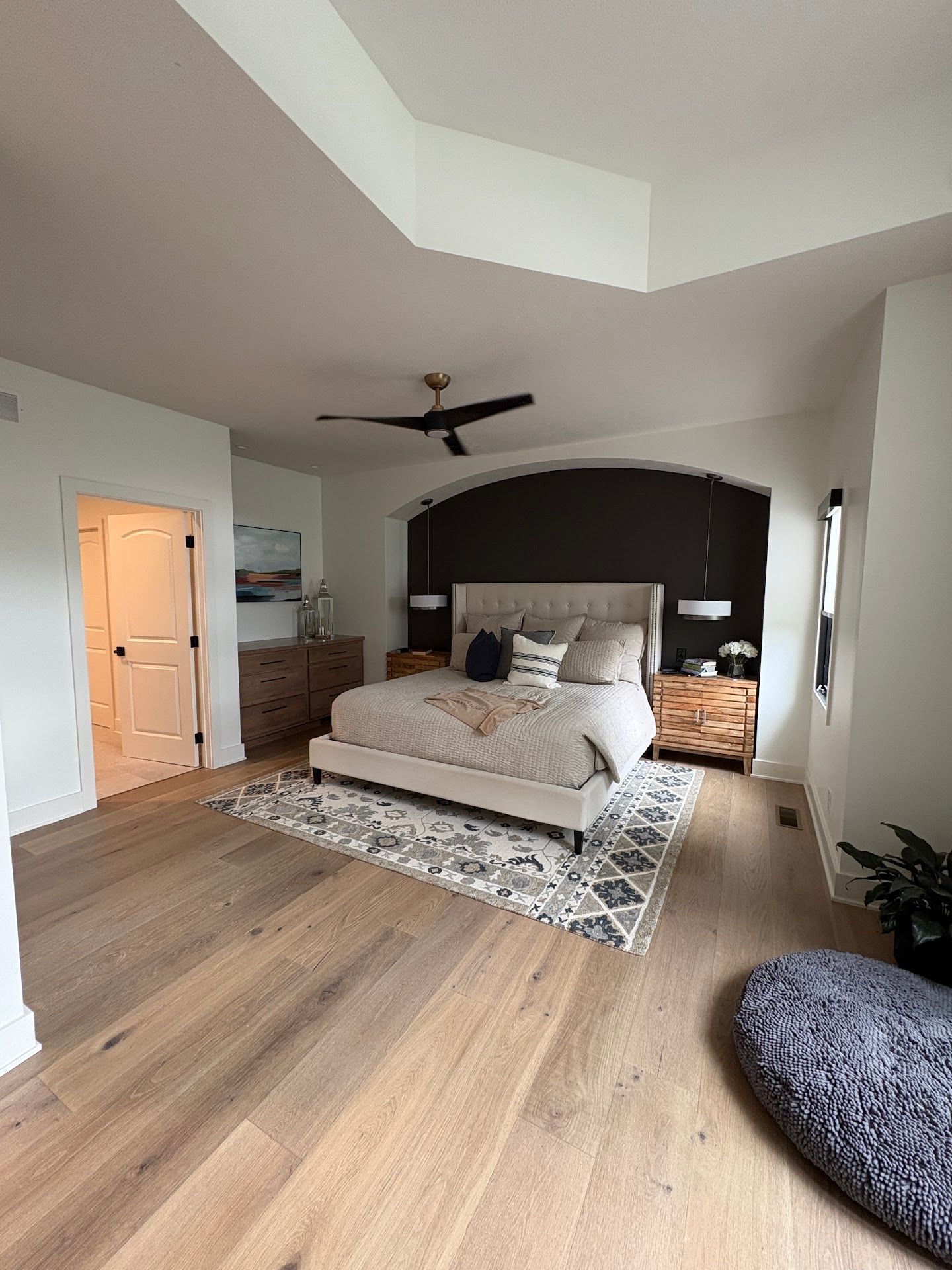 Bedroom, South 19th