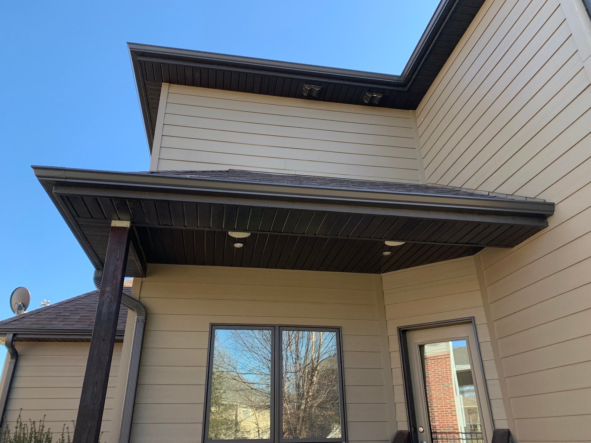 Exterior, South Ridge Drive Bathroom Remodel