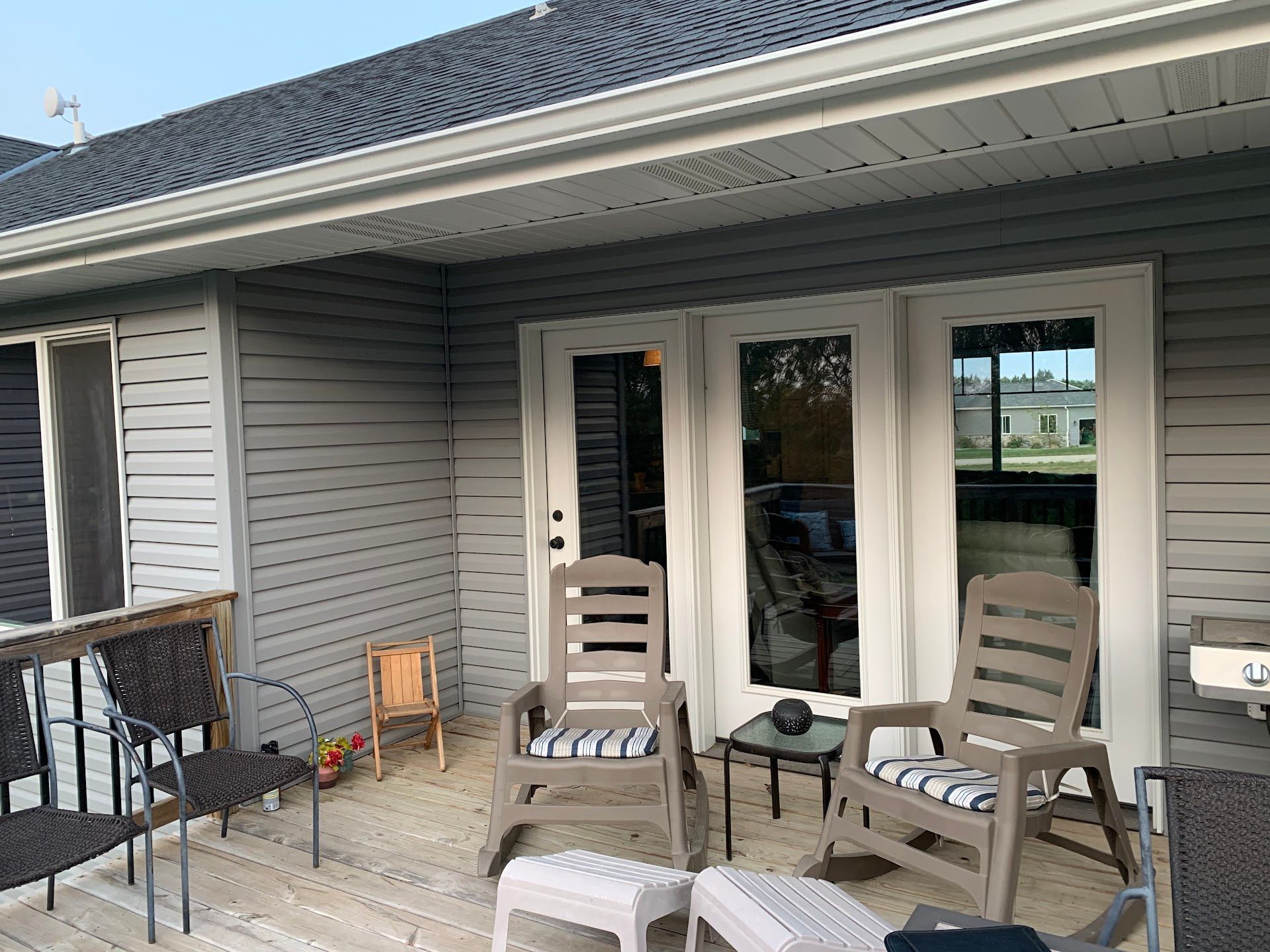 Sunset Court Deck