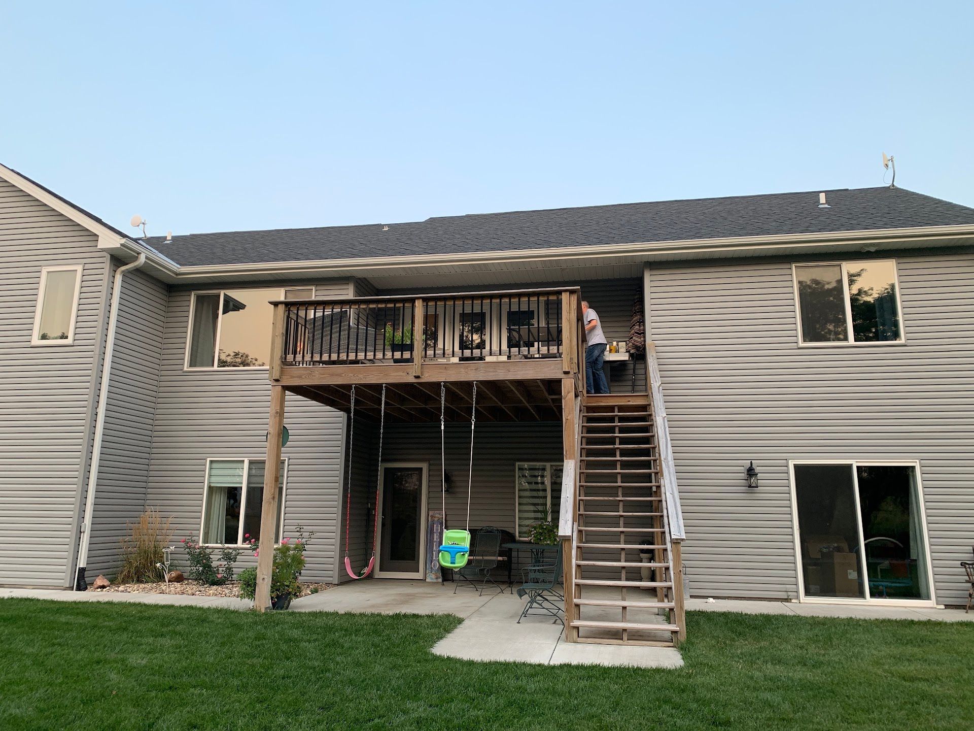 Sunset Court Deck