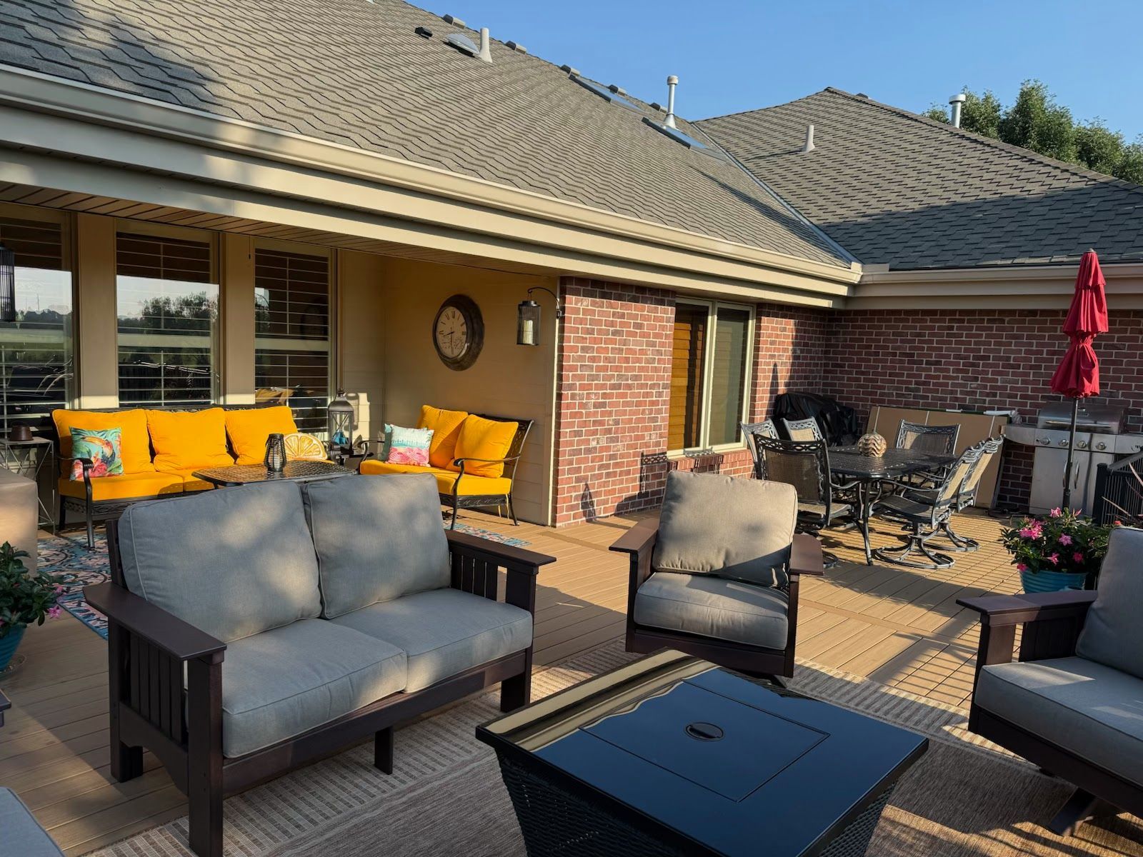 Thorn Court Deck