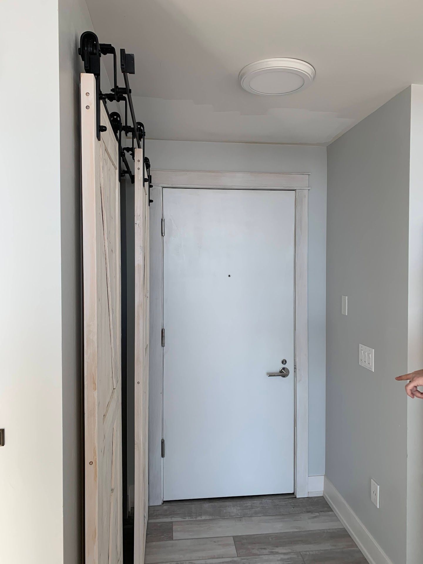 Entryway, Thornwood Drive Bathroom Remodel