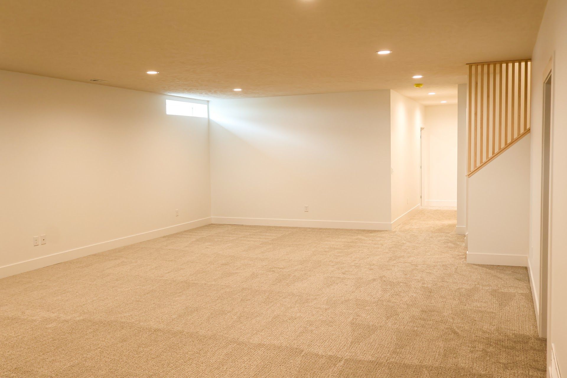 Basement, Warm and Modern Home In Lincoln