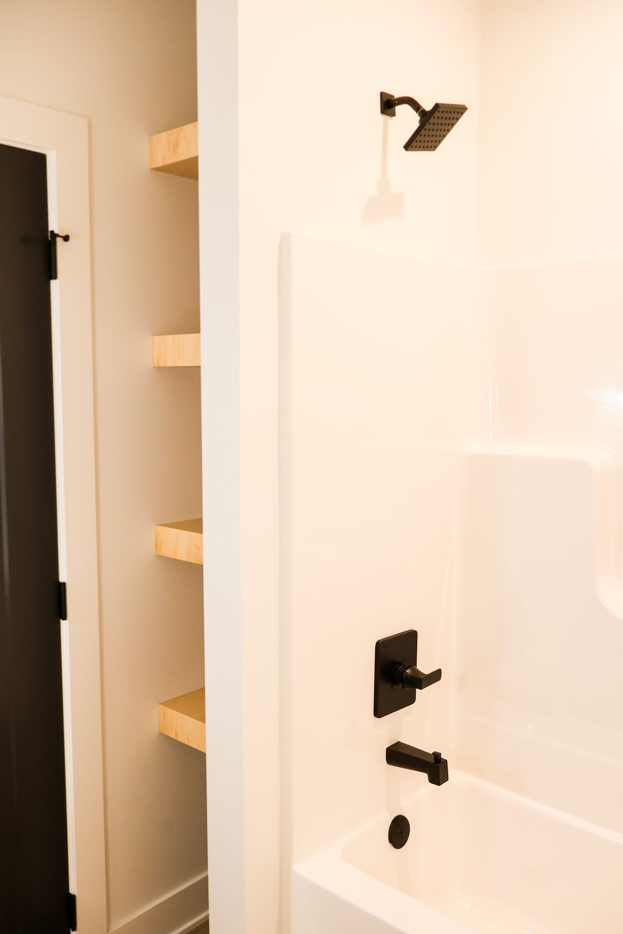 Bathroom, Warm and Modern Home In Lincoln