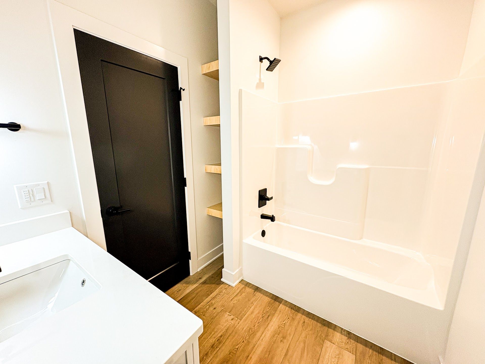 Bathroom, Warm and Modern Home In Lincoln