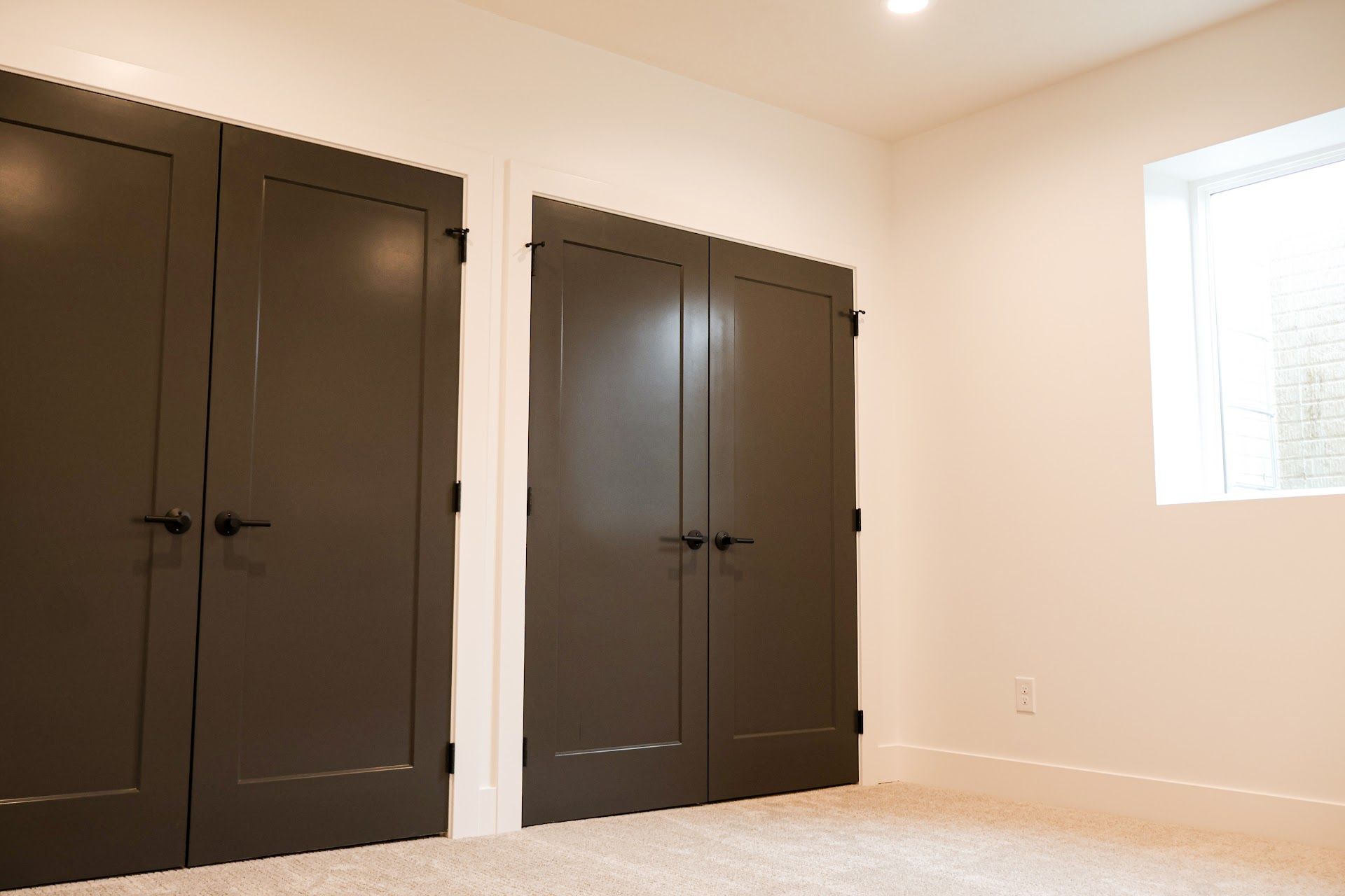Bedroom, Warm and Modern Home In Lincoln