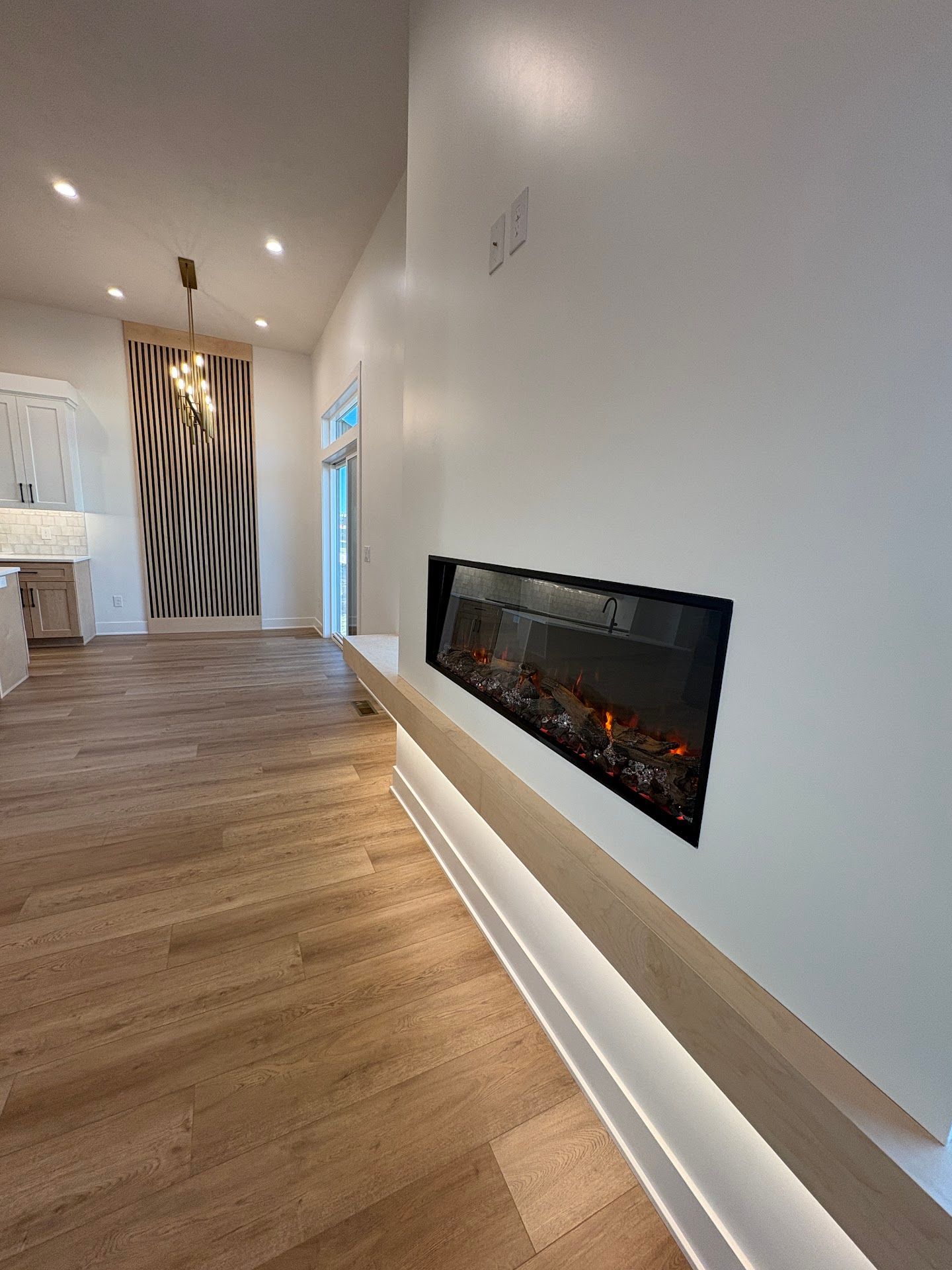 Living room, Warm and Modern Home In Lincoln