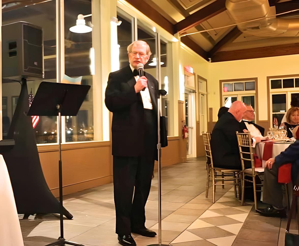 lincoln association of jersey city member speaking at the annual dinner event