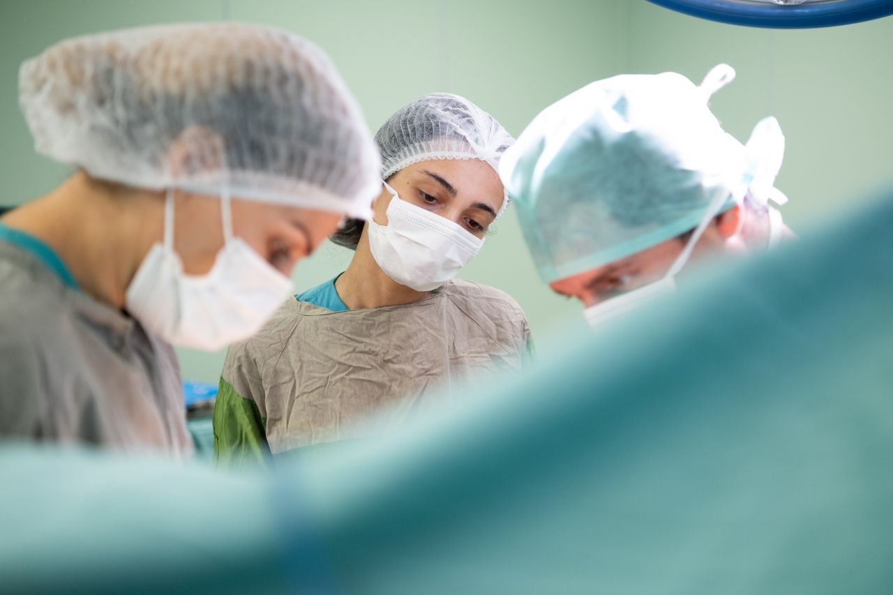 surgeons