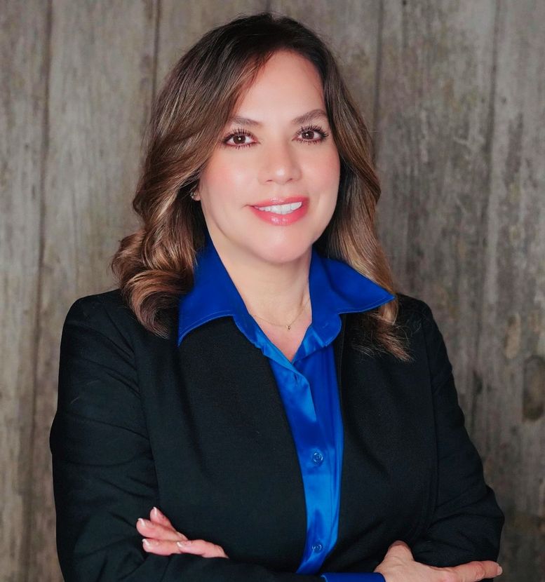 Delia Colmenares | Homes by Delia Delia Colmenares | Homes by Delia