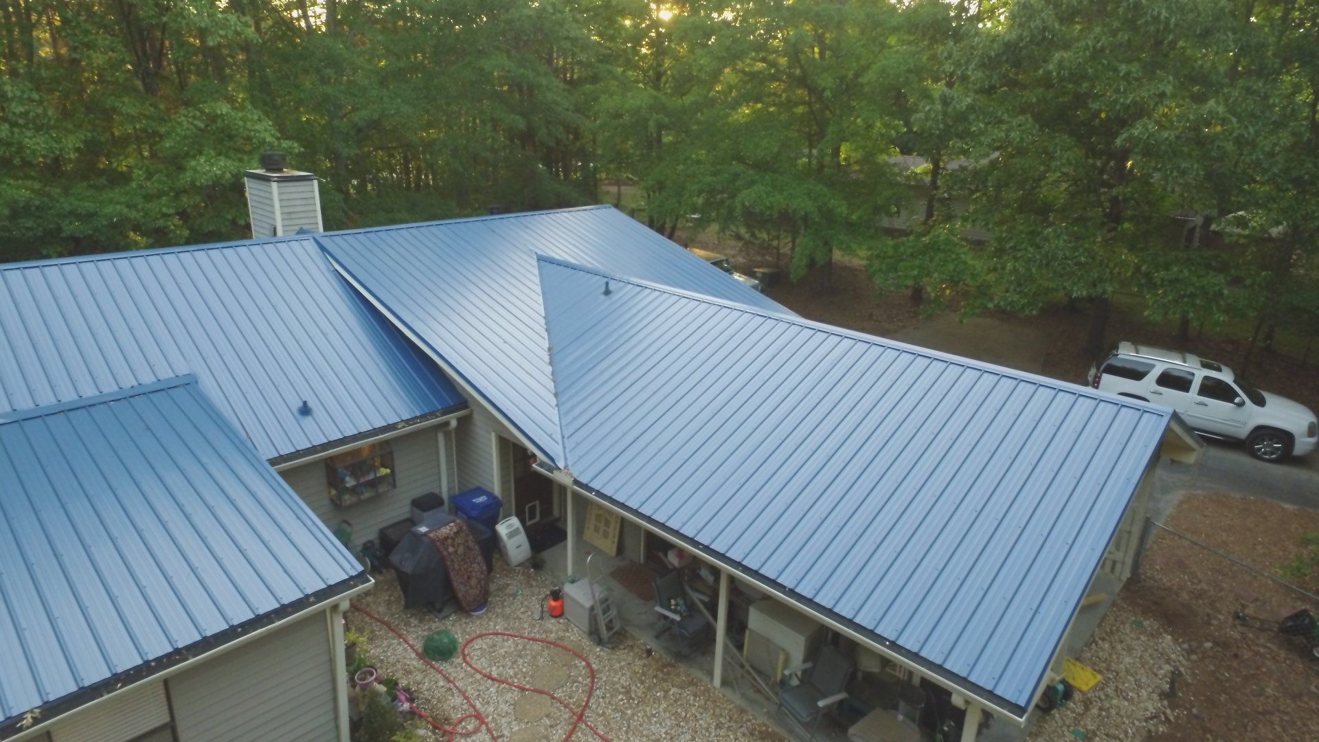 A single-ply roof consisting of a durable synthetic membrane.