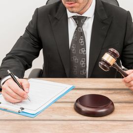 johnson-law-firm-appellate-and-civil litigation-service-img