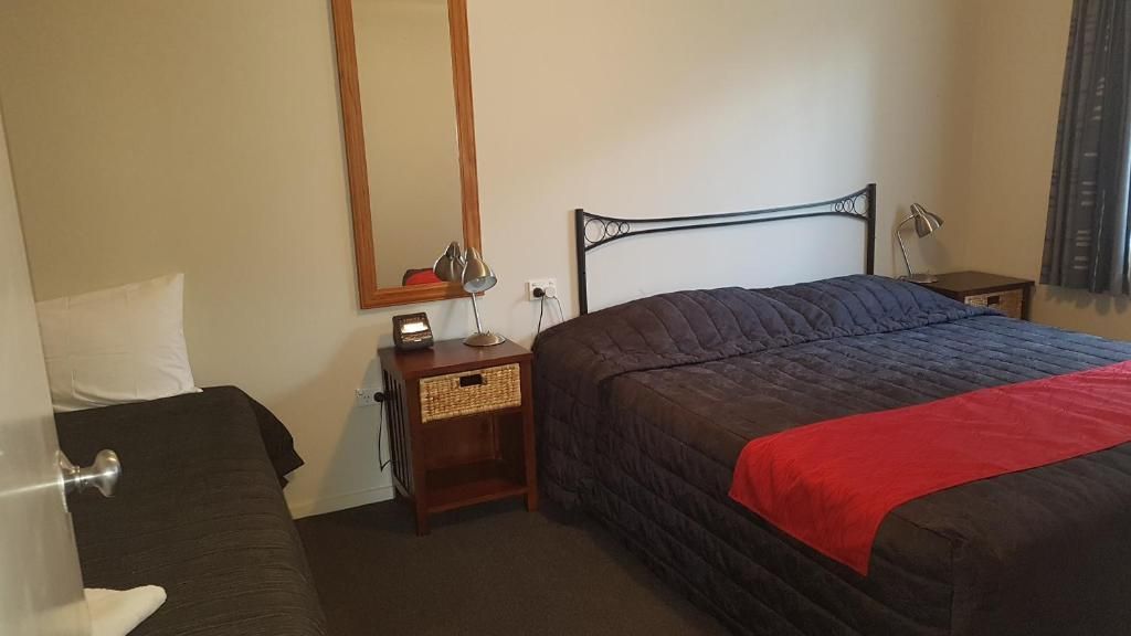 Palm Court Motel - 2 bedroom apartment