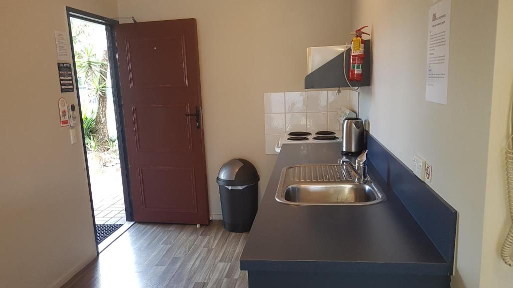 Palm Court Motel - 2 bedroom apartment