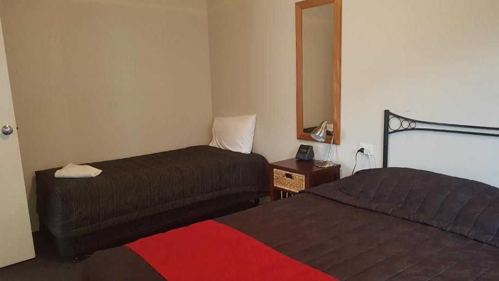 Palm Court Motel - 2 bedroom apartment