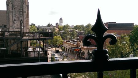 Beals on 9th | Apartment Rentals Available Near the University of Missouri