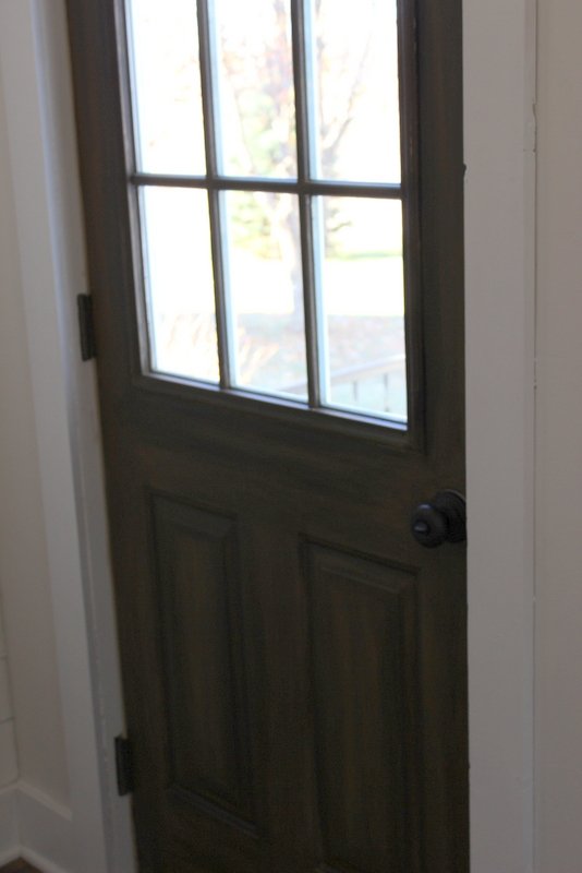 HOW TO PAINT AN EXTERIOR DOOR TO MAKE IT LOOK LIKE WOOD