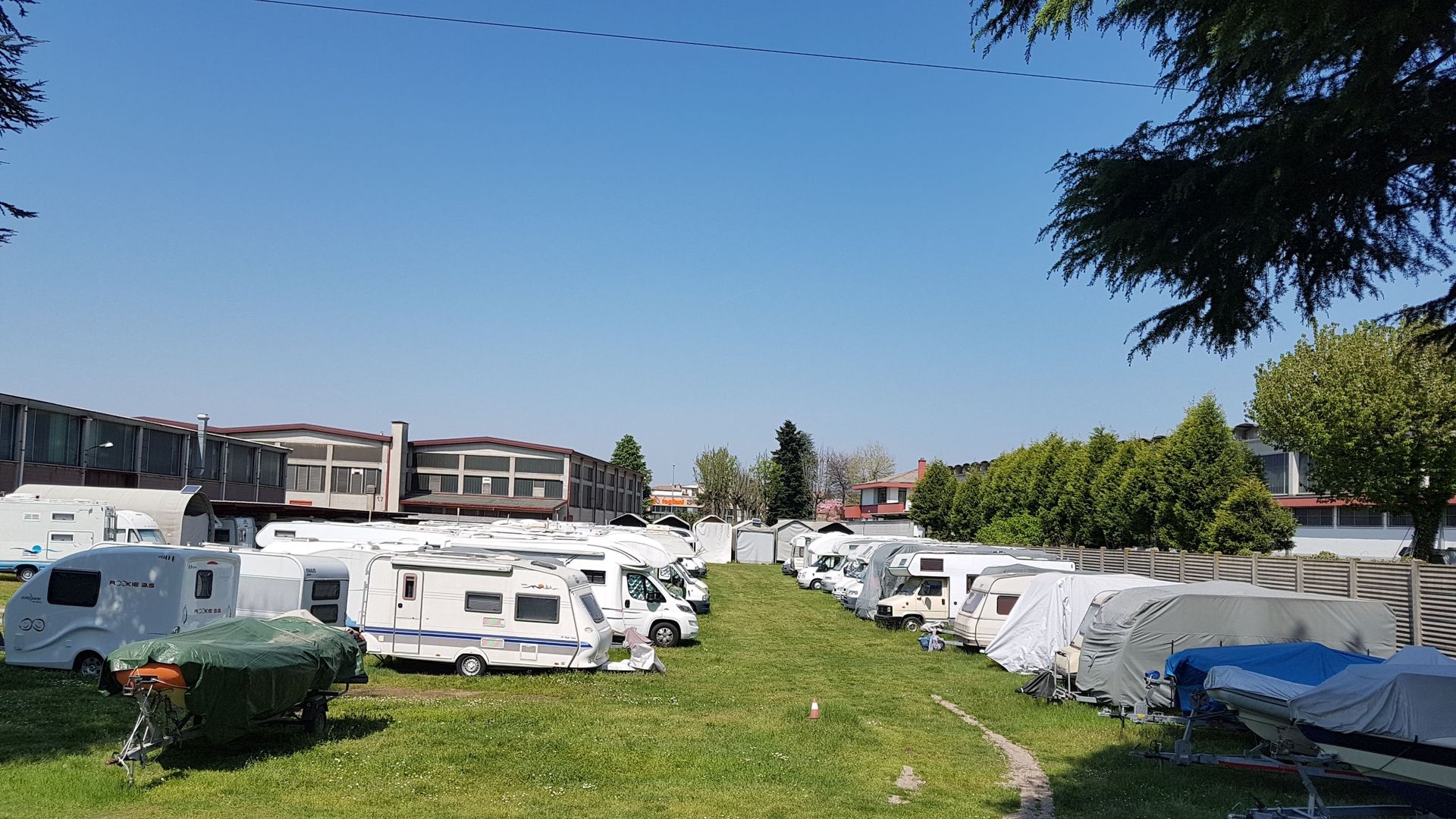 comi caravan