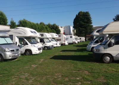 comi_caravan